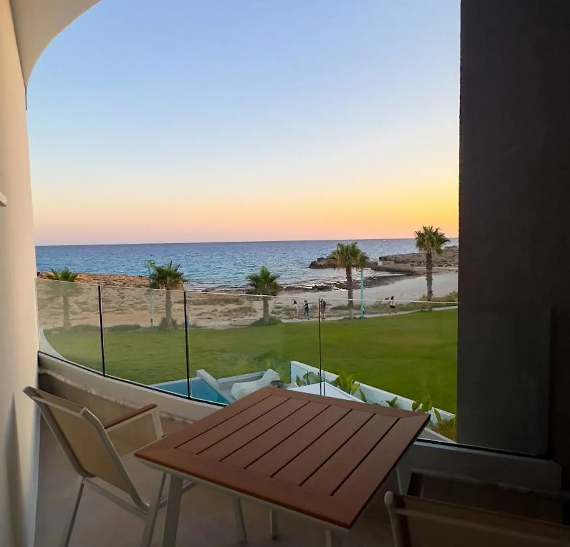 Aqua Beachfront Villas - Villa 2 Айя-Напа Кипр