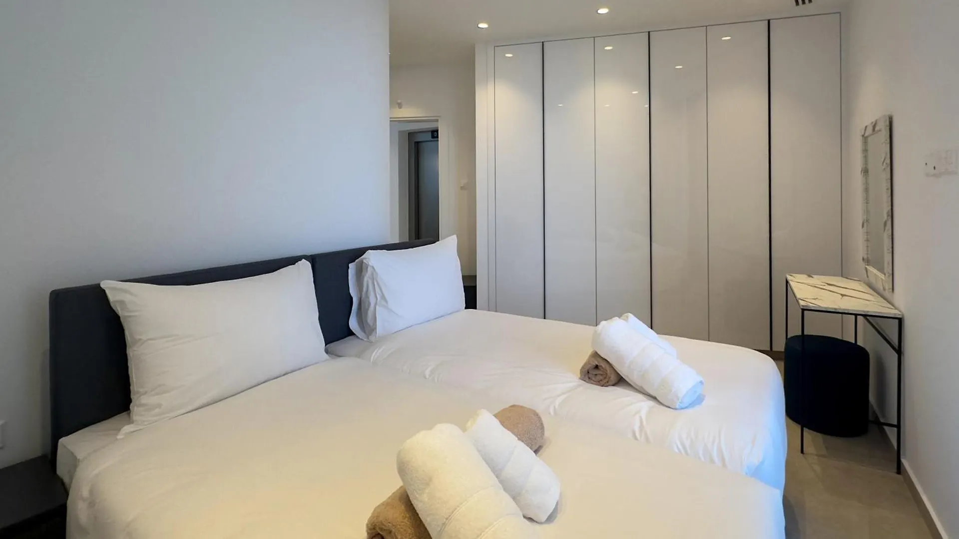 Aqua Beachfront Villas - Villa 2 Айя-Напа 0*,