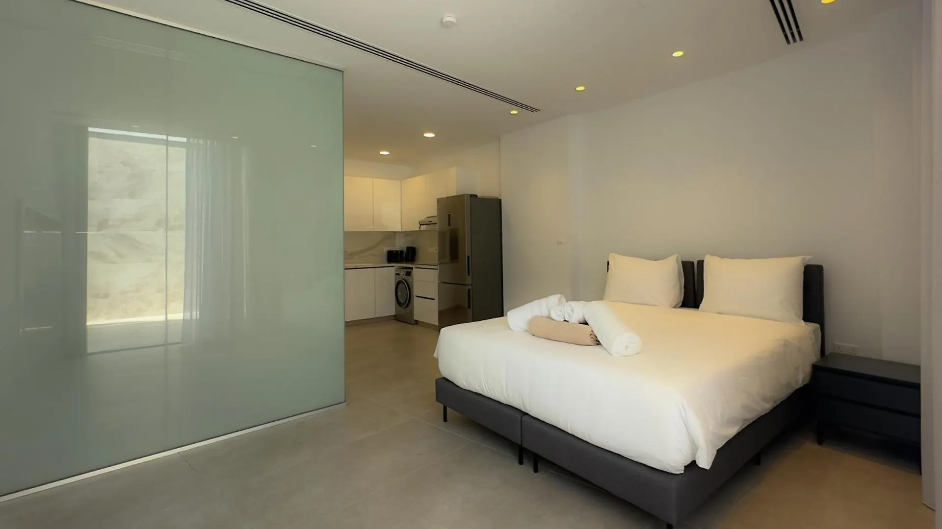 Aqua Beachfront Villas - Villa 2 Айя-Напа