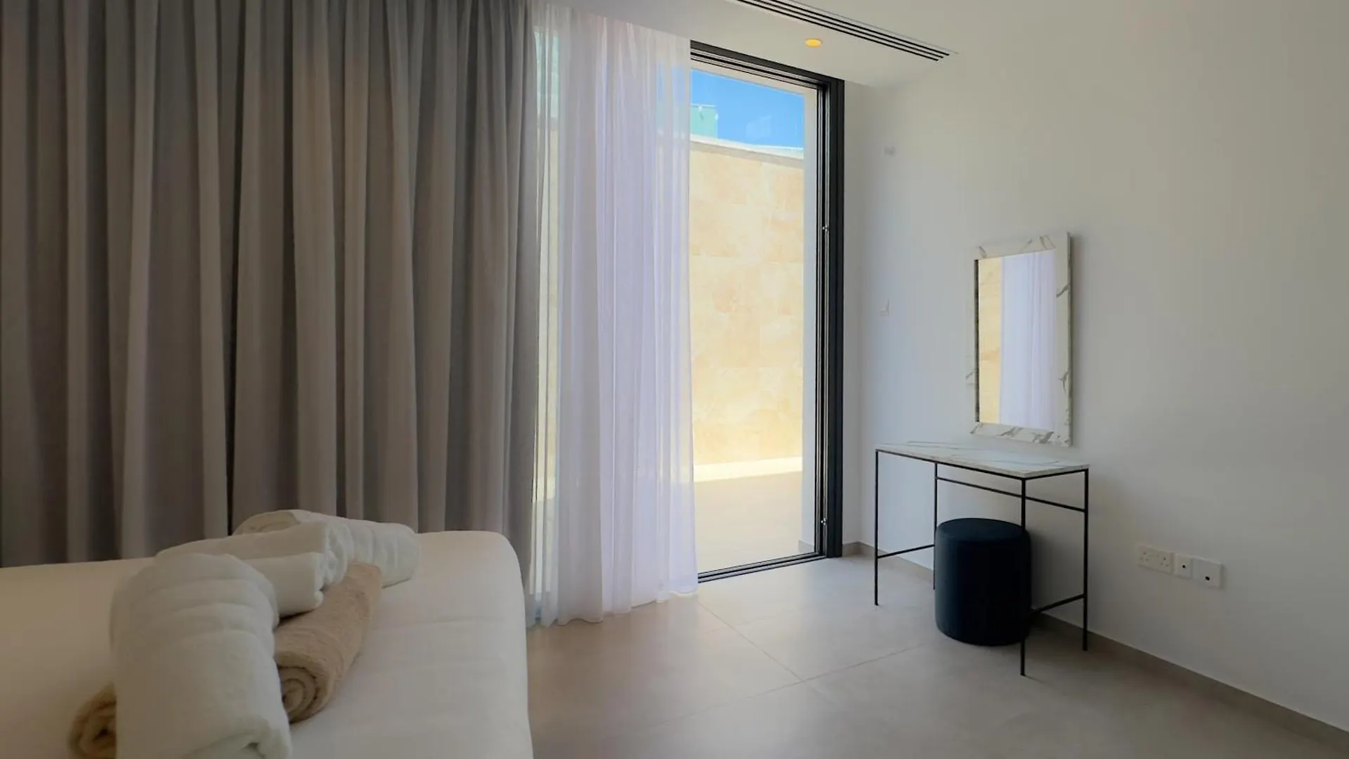 Aqua Beachfront Villas - Villa 2 Айя-Напа 0*,  Кипр